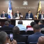 JCE reconoce a personal por su productividad, calidad y puntualidad en el servicio