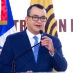 Autoridades allanan el «Drink Sinaloa» en Baní