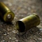 Interceptan lancha en Baní con 650 paquetes de droga; dos dominicanos detenidos