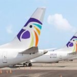 Haitianos y dominicanos se reúnen en frontera para regularizar entrada de motocarretas por Dajabón