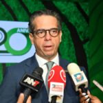 Policía Nacional detiene a Yailin y le ocupa dos armas de fuego en Santo Domingo Este