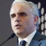 GUSTAVO SÁNCHEZ ARREMETE CONTRA CARLOS AMARANTE BARET.